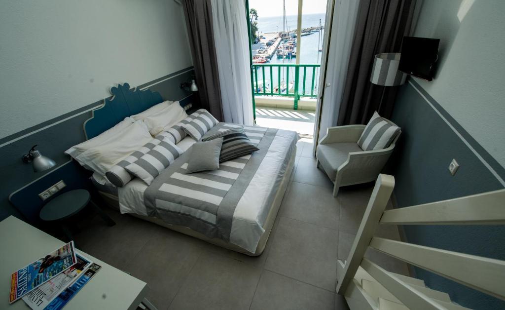 Alkyon Hotel Patitiri  Room photo